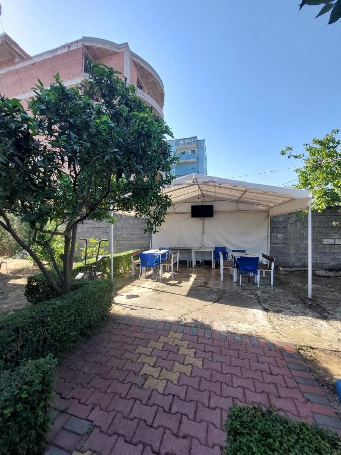 Vila Flamuri Golem  Buitenkant foto